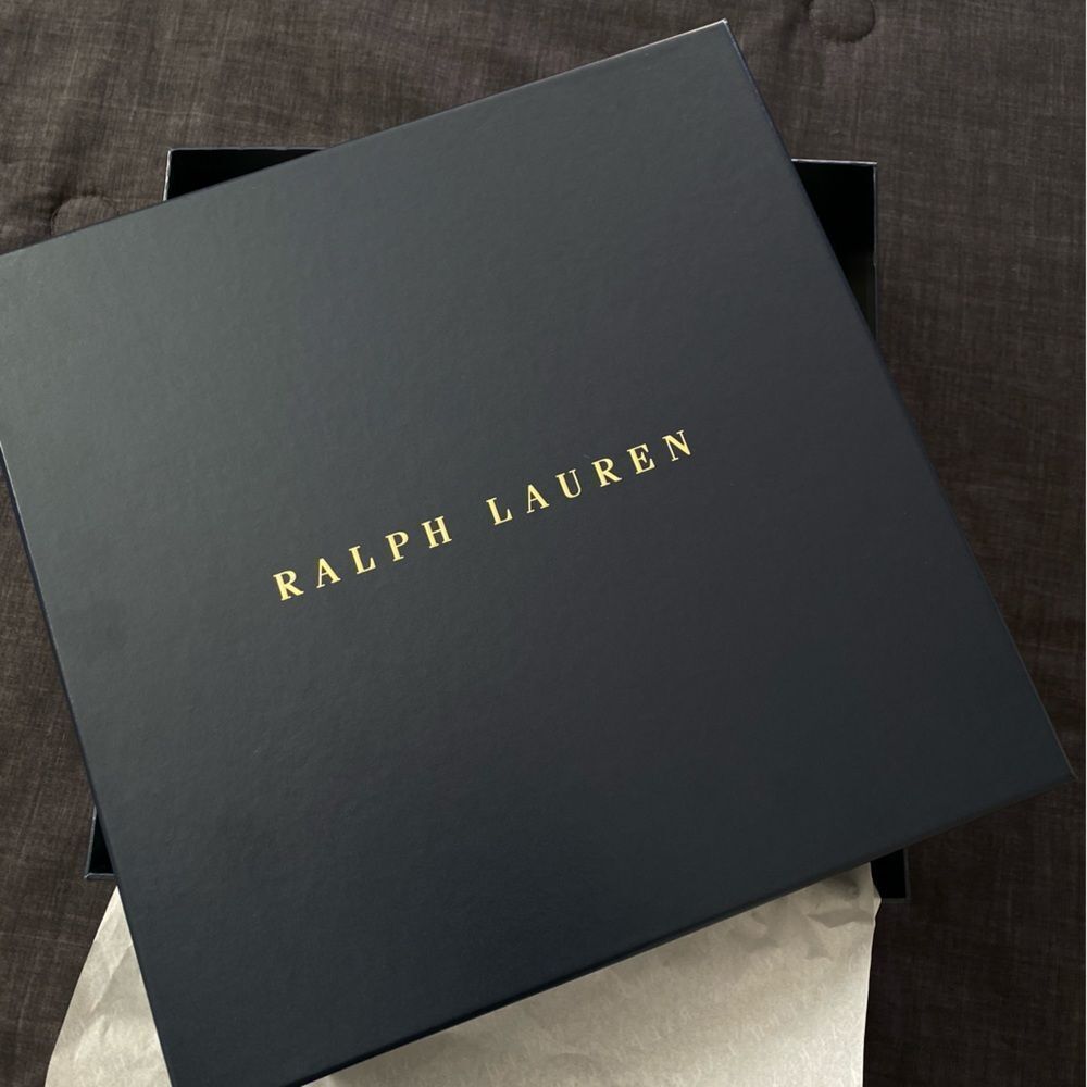 Large Ralph Lauren Gift Box - Picture 2 of 6